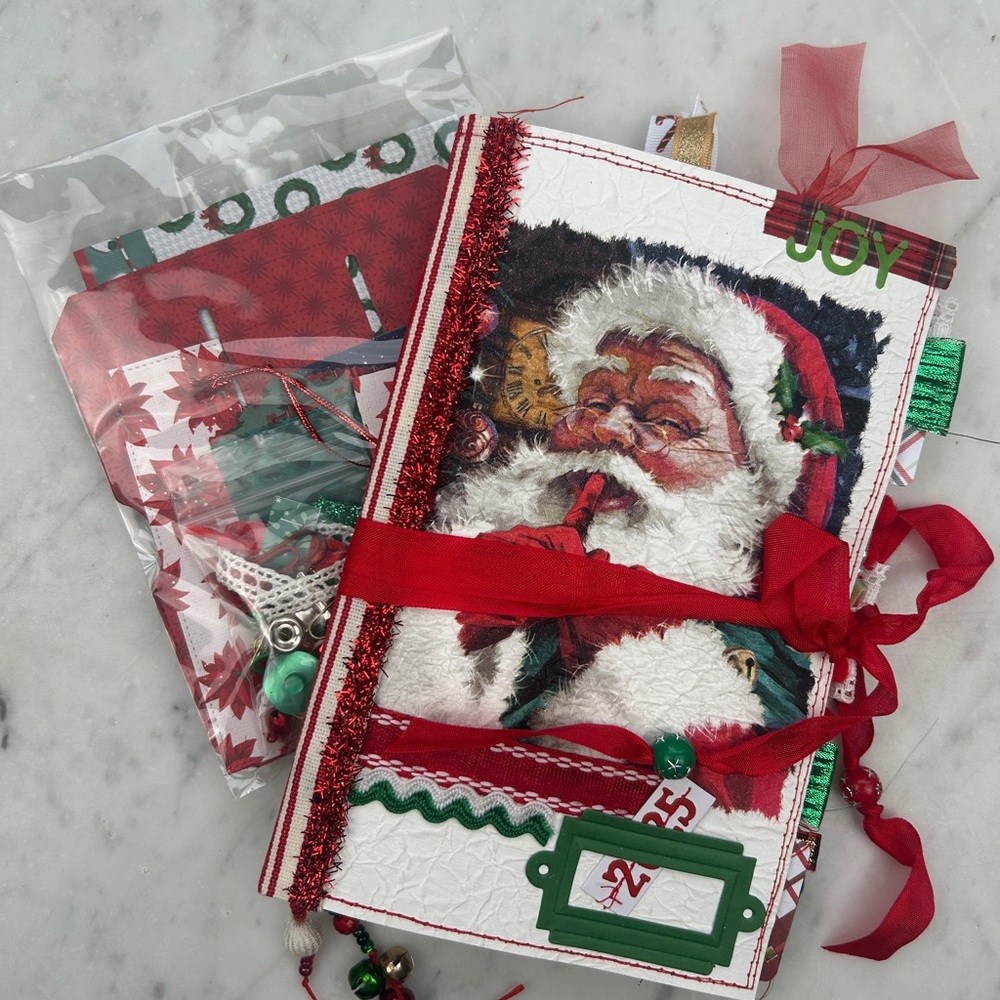 Christmas Junk Journal | December Daily | Memory Keeping | Scrapbooking Journal